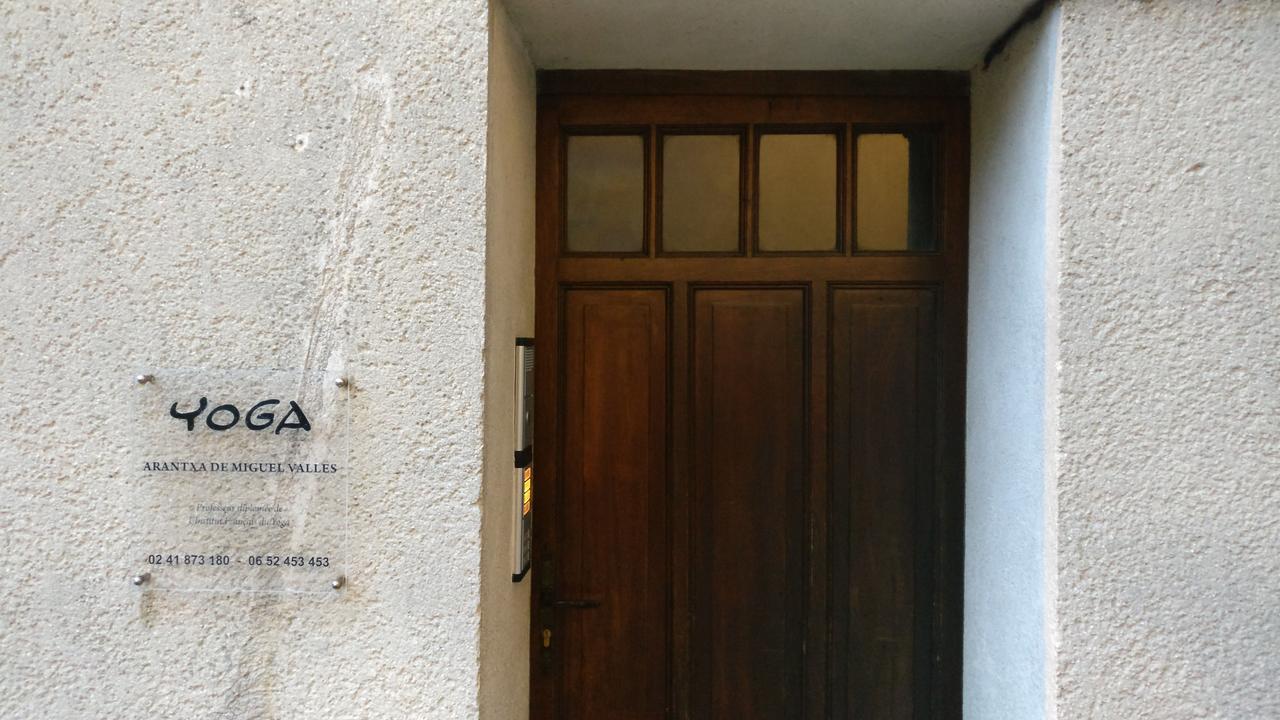 Le Clos De La Bouteille Angers Exteriör bild