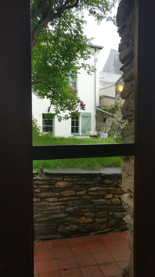 Le Clos De La Bouteille Angers Exteriör bild